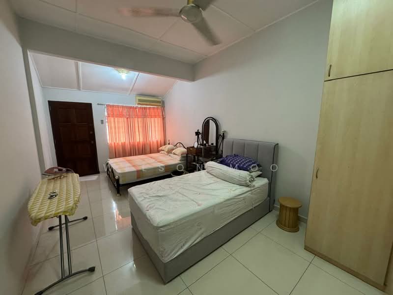 2-storey Terraced House for Sale in Taman Connaught (Cheras) - Welson Moo - Bedroom - PropertyGuru.com.my
