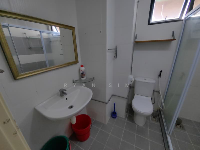 Grand Ocean untuk Untuk Disewa - RM 1,800 /bulan, Mac 2026 - Bathroom - PropertyGuru.com.my