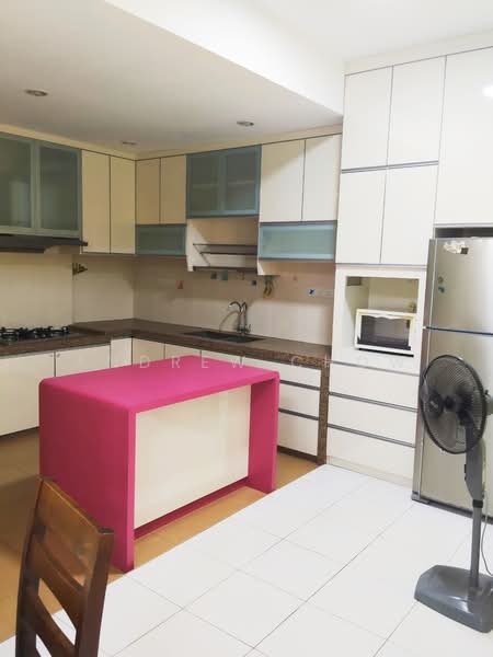 Condominium for Rent at The Golden Triangle Condominium - Andrew Chow - Kitchen - PropertyGuru.com.my