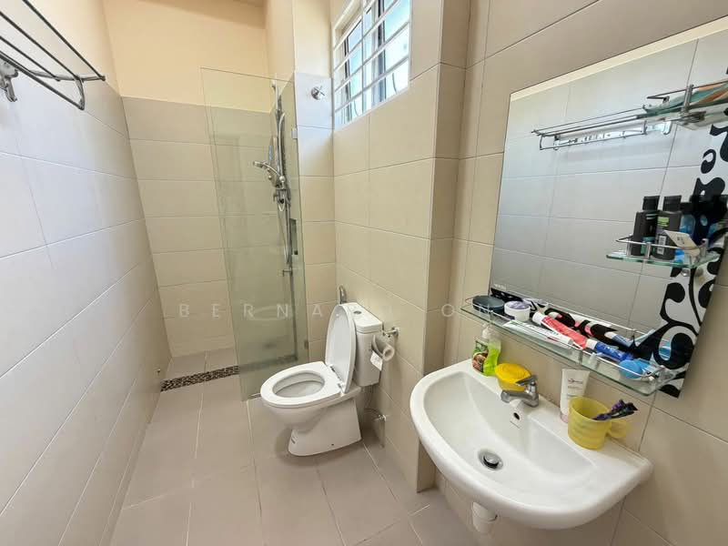 2-storey Terraced House for Sale in Bandar Tasik Puteri (Rawang) - Bernard Ong - Bathroom - PropertyGuru.com.my