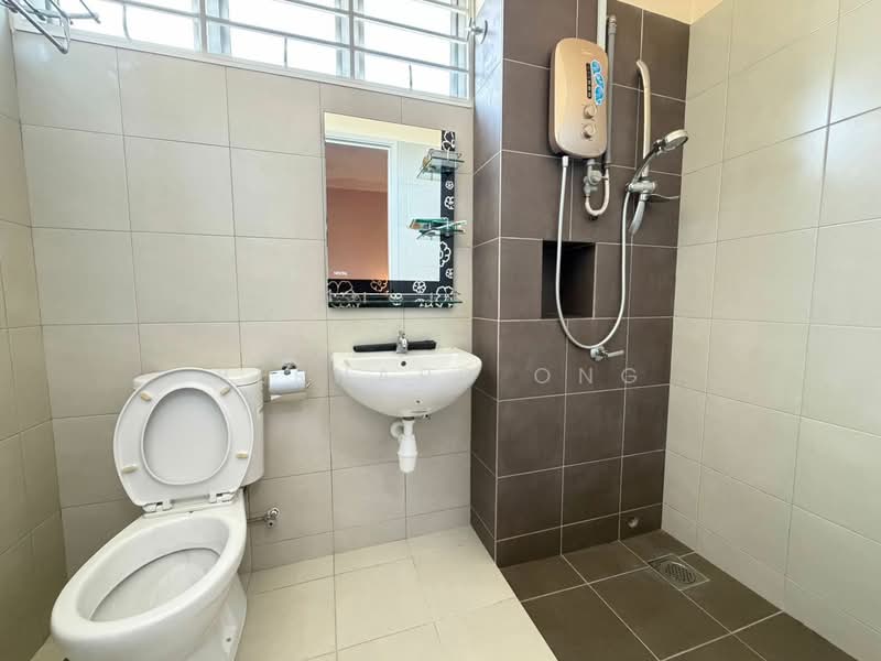 2-storey Terraced House for Sale in Bandar Tasik Puteri (Rawang) - Bernard Ong - Bathroom - PropertyGuru.com.my