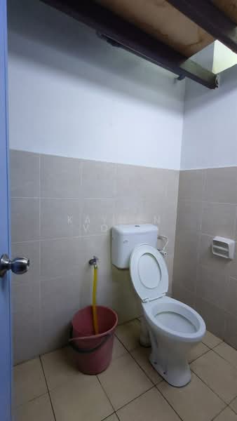 Shop for Sale in Johor Bahru (Johor) - Kayden Voon - Bathroom - PropertyGuru.com.my