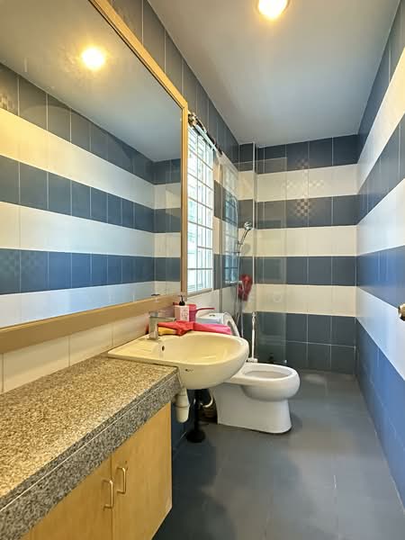 Semi-Detached House for Rent in Bukit Katil (Melaka) - Kellyn Foo - Bathroom - PropertyGuru.com.my