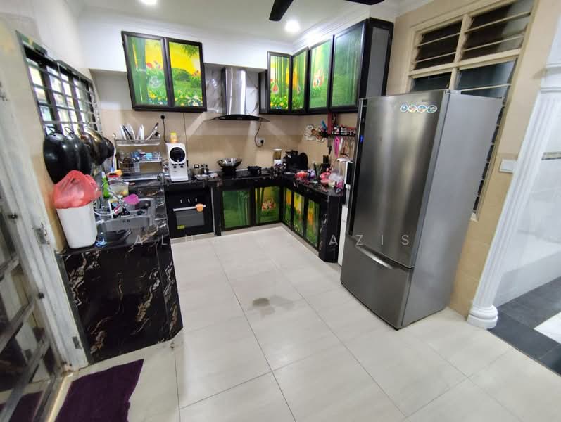 2-storey Terraced House for Sale in Bandar Seri Alam (Masai) - ALHAFIZ AZIS - Kitchen - PropertyGuru.com.my
