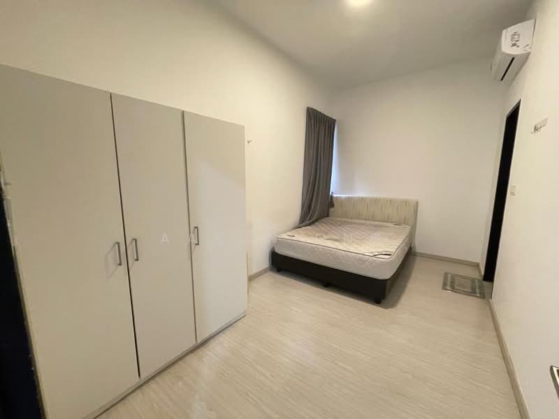 Condominium for Sale at La Villas Condominium - Aaron Ong - Bedroom - PropertyGuru.com.my