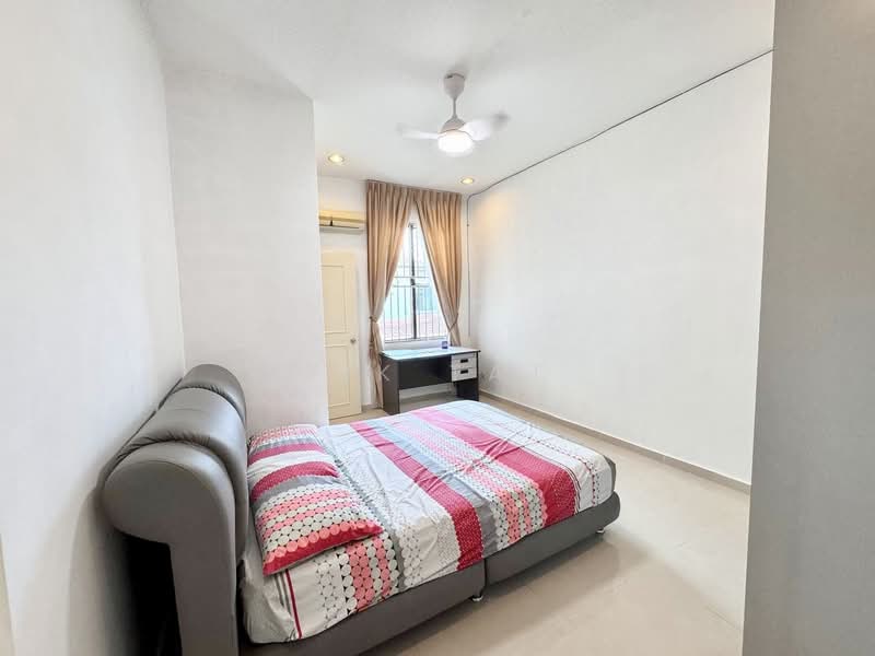 Impian Emas Impian Emas Impians Emas untuk Untuk Dijual - RM 950,000, Apr 2026 - Bedroom - PropertyGuru.com.my