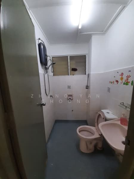 Apartment for Sale at Sri Cassia - Zheng Yan Choong - Bathroom - PropertyGuru.com.my