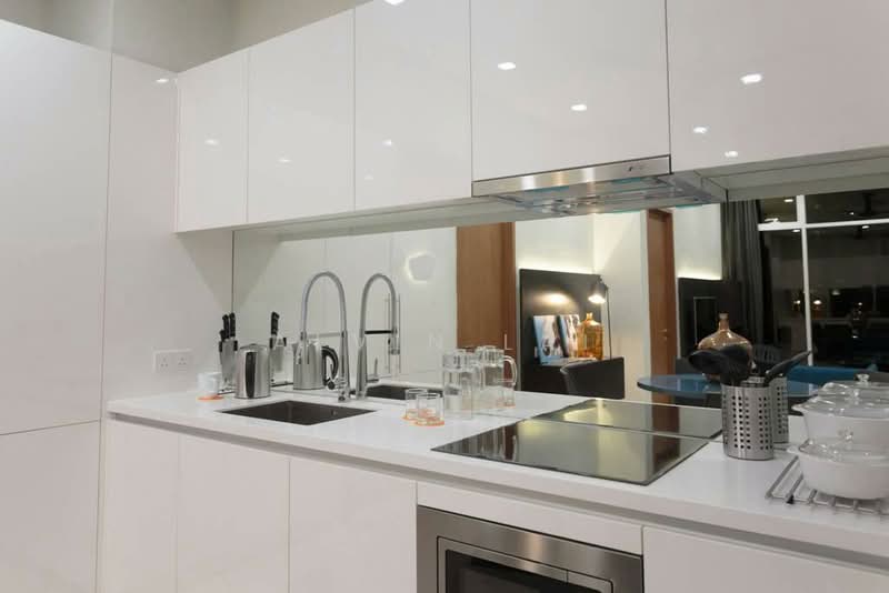 Soho Suites Serviced Residence @ KLCC untuk Untuk Dijual - RM 1,120,000, Apr 2026 - Kitchen - PropertyGuru.com.my