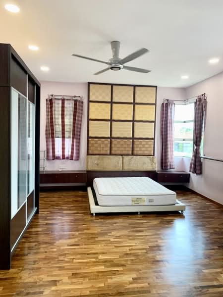 Bungalow for Sale in Taman Mount Austin (Tebrau) - Yik Tat - Bedroom - PropertyGuru.com.my