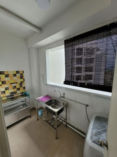 Condominium for Rent at Upper East @ Tiger Lane - Chea Chea Lim - Kitchen - PropertyGuru.com.my