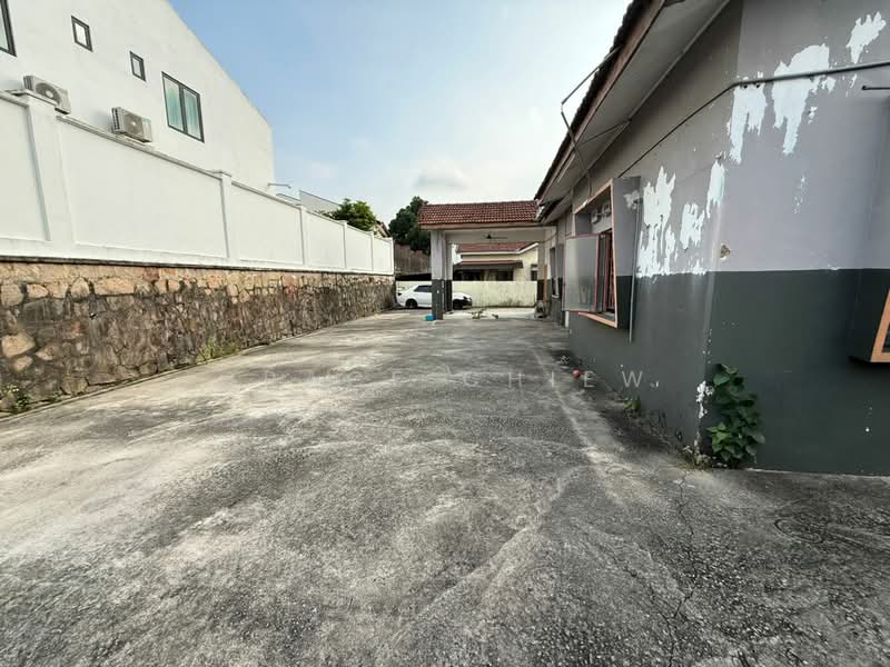 Shop for Rent in Johor Bahru (Johor) - Grace Chiew - Exterior - PropertyGuru.com.my