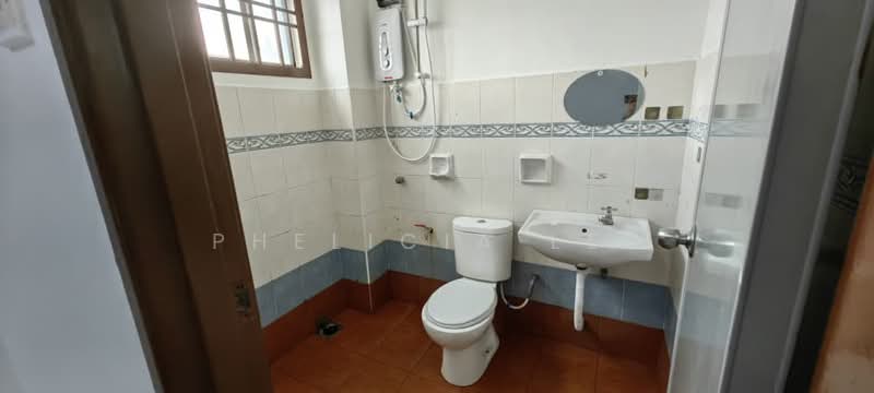 2-storey Terraced House for Rent in Iskandar Puteri (Nusajaya) (Johor) - Phelicia Lee - Bathroom - PropertyGuru.com.my