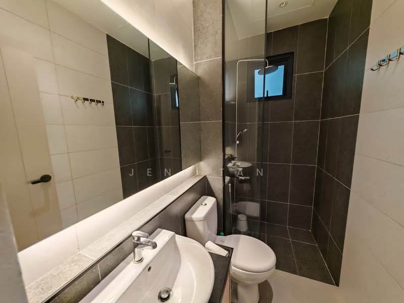 Vantage Residence untuk Untuk Disewa - RM 2,900 /bulan, Apr 2026 - Bathroom - PropertyGuru.com.my