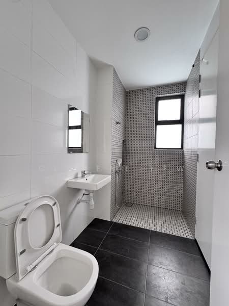 Semi-Detached House for Rent in Setia Alam (Selangor) - Clement Yew - Bathroom - PropertyGuru.com.my