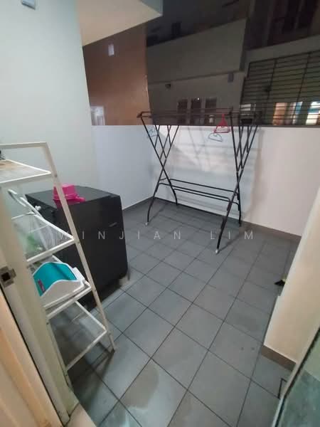 Terraced House for Rent in Sepang (Selangor) - Winjian Lim - Balcony - PropertyGuru.com.my
