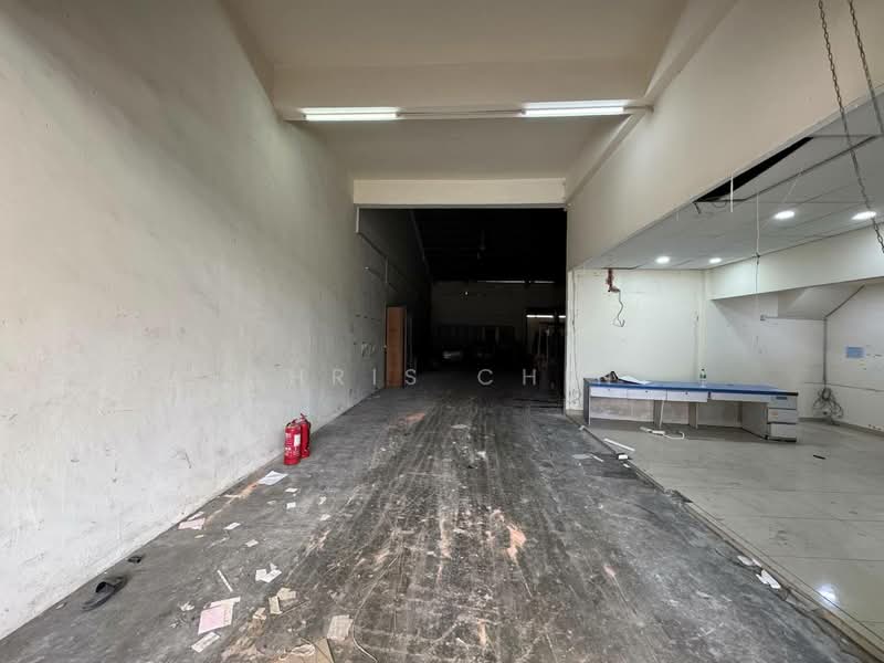 Terrace Factory for Sale in Taman Perindustrian Cemerlang (Ulu Tiram) - Chris Chin - Interior - PropertyGuru.com.my