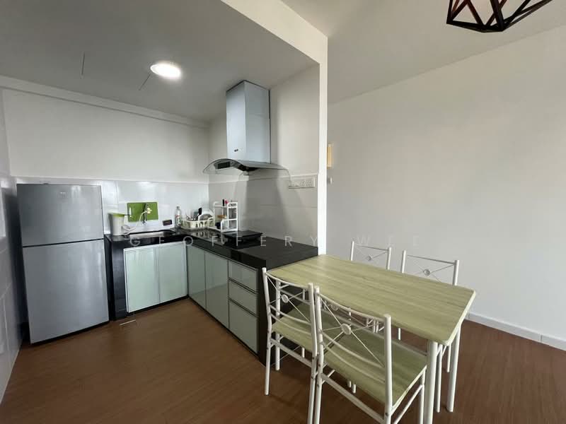 Service Residence for Sale at The Heights Residence - Geoffery Wee - Kitchen - PropertyGuru.com.my