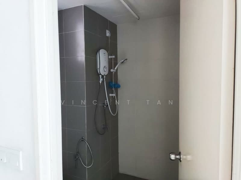 Condominium for Rent at Elit Heights @ Bayan City - Vincent Tan - Bathroom - PropertyGuru.com.my