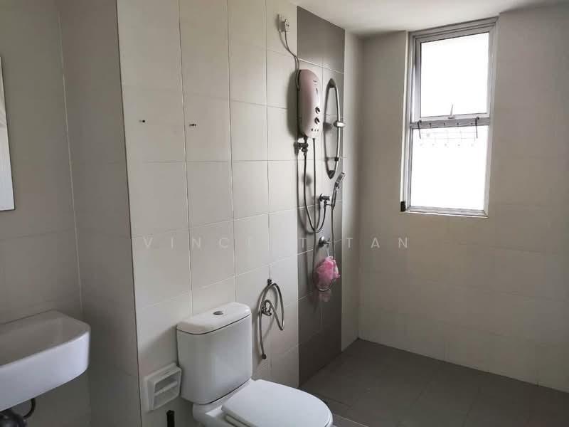 Condominium for Rent at Elit Heights @ Bayan City - Vincent Tan - Bathroom - PropertyGuru.com.my