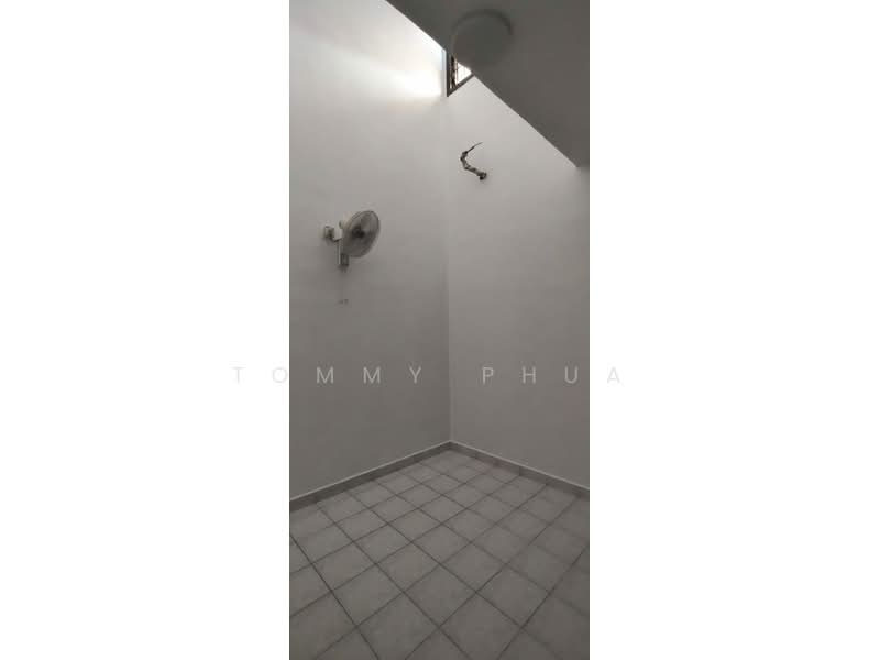 1.5-storey Terraced House for Rent in Taman Pelangi Indah (Ulu Tiram) - Tommy Phua - Interior - PropertyGuru.com.my