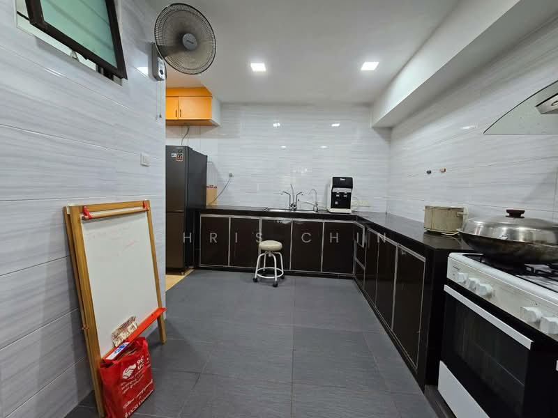 Cluster House for Sale in Taman Austin Heights (Tebrau) - Chris Chin - Kitchen - PropertyGuru.com.my