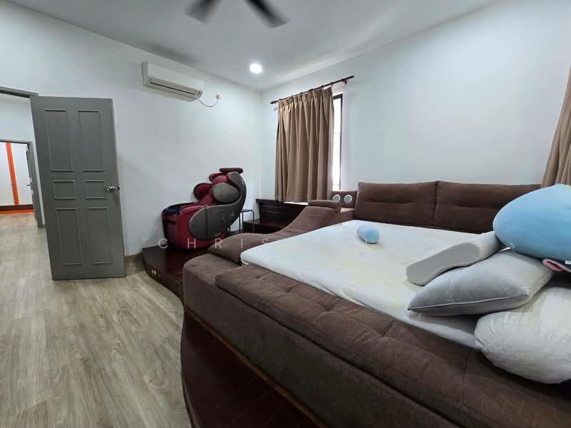 Cluster House for Sale in Taman Austin Heights (Tebrau) - Chris Chin - Bedroom - PropertyGuru.com.my