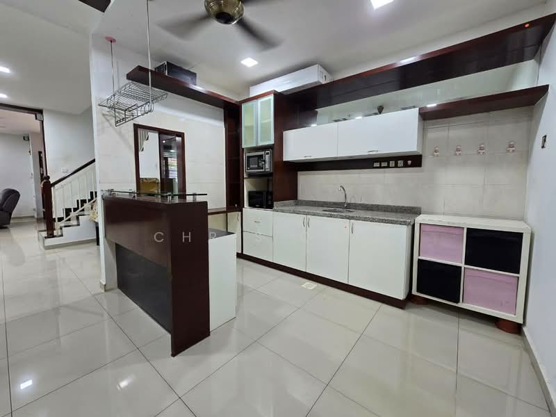 Cluster House for Sale in Taman Austin Heights (Tebrau) - Chris Chin - Kitchen - PropertyGuru.com.my