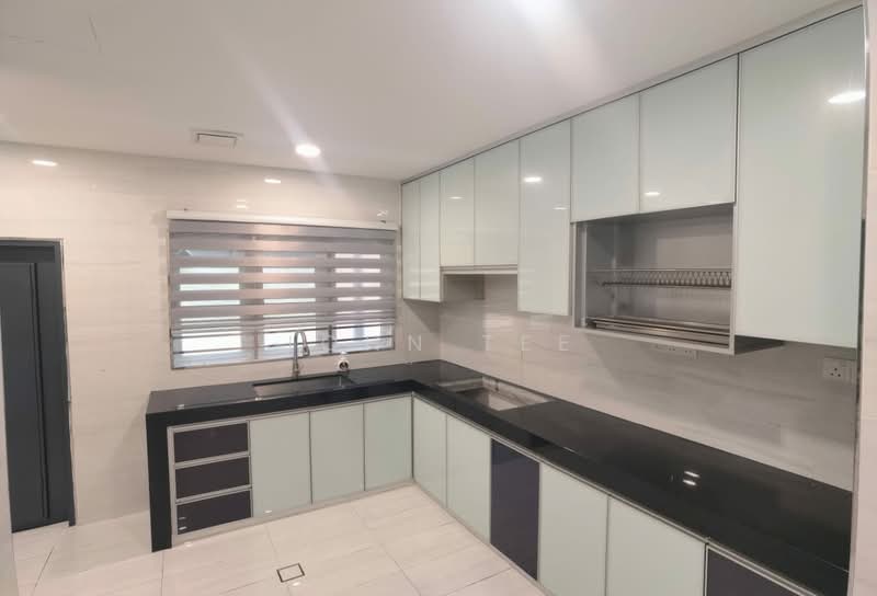 Bandar Bukit Tinggi 2 untuk Untuk Dijual - RM 739,000, Apr 2026 - Kitchen - PropertyGuru.com.my