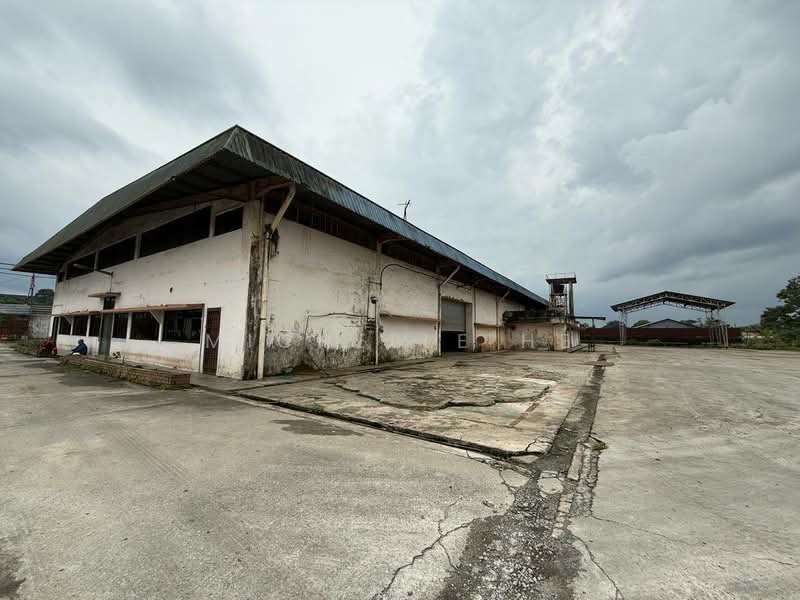Semi-D Factory for Rent in Ulu Tiram (Johor) - Michelle He - Exterior - PropertyGuru.com.my