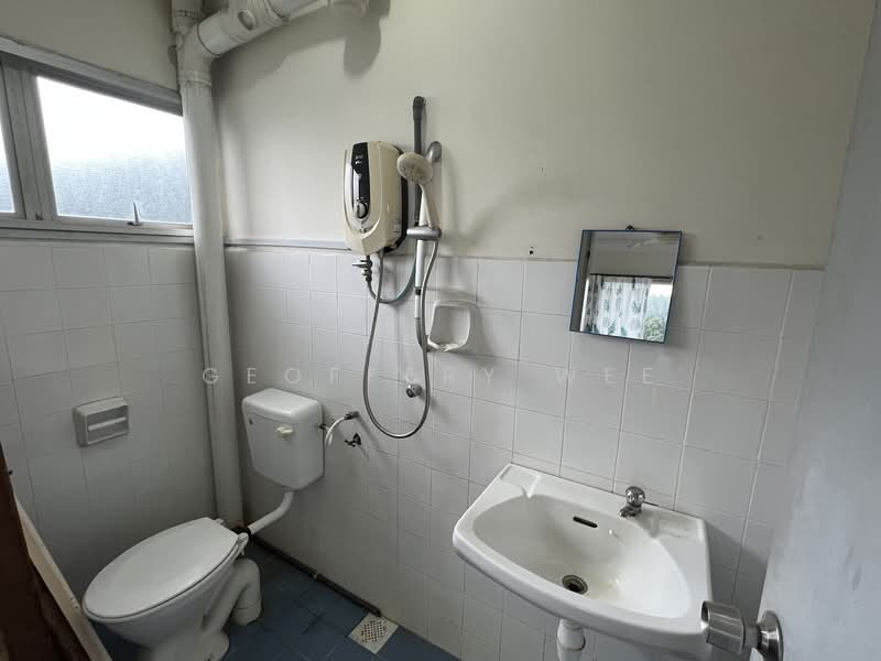 Apartment for Sale at Hilir Kota 1 Apartment - Geoffery Wee - Bathroom - PropertyGuru.com.my