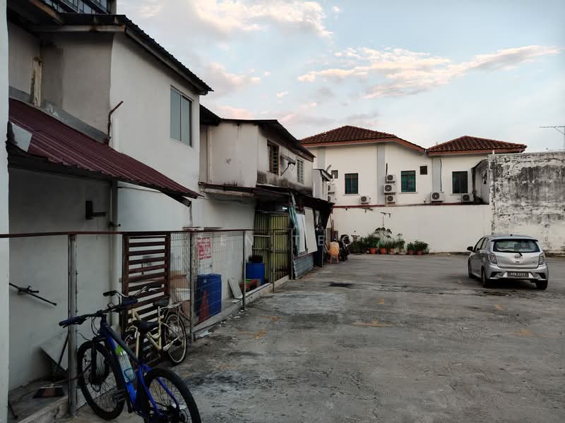 2 Storey Terrace Connecting Shophouse, Georgetown, Penang. untuk Untuk Disewa - RM 5,500 /bulan, Apr 2026 - Back Lane - PropertyGuru.com.my
