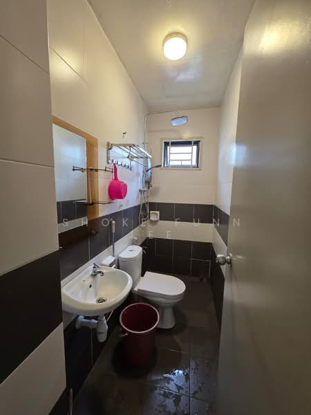 Villa Kesuma Semenyih, Beranang untuk Untuk Dijual - RM 438,000, Apr 2026 - Bathroom - PropertyGuru.com.my