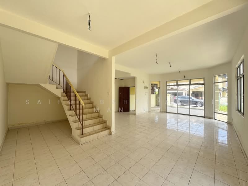 Semi-Detached House for Sale in Bandar Baru Salak Tinggi (Sepang) - Saiful Bahri Abdul Manan - Interior - PropertyGuru.com.my