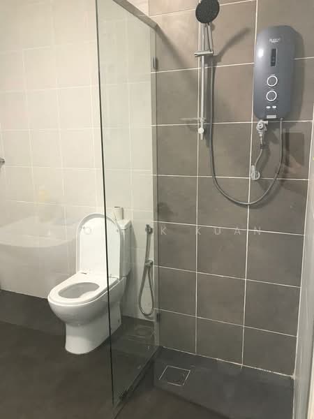 Condominium for Sale at D'sands Residence - Foo Kok Kuan - Bathroom - PropertyGuru.com.my