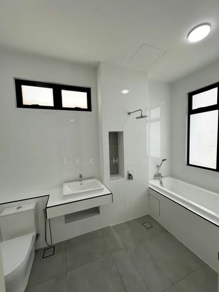 Norton Garden Bungalow @ Eco Grandeur untuk Untuk Disewa - RM 5,500 /bulan, Apr 2026 - Bathroom - PropertyGuru.com.my