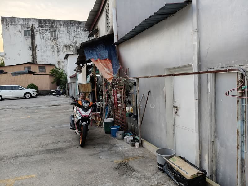 2 Storey Terrace Shophouse, Georgetown, Penang. untuk Untuk Disewa - RM 4,000 /bulan, Apr 2026 - Back Lane - PropertyGuru.com.my