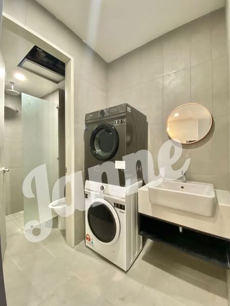 YOLO Signature Suites untuk Untuk Disewa - RM 3,499 /bulan, Mac 2026 - Bathroom - PropertyGuru.com.my