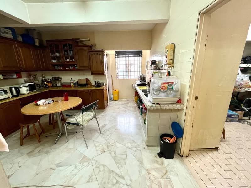Batu Caves untuk Untuk Dijual - RM 770,000, Apr 2026 - Kitchen - PropertyGuru.com.my