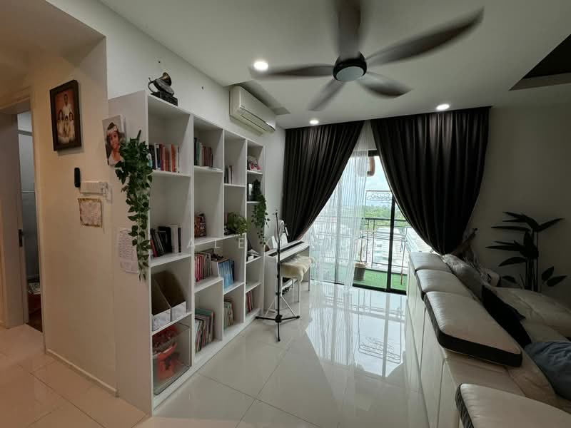 Kondominium untuk Disewa di Raffel Tower - Alex Lim - Living Room - PropertyGuru.com.my