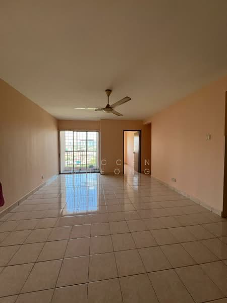 Apartment for Rent at Pangsapuri Jati Selatan - Maccen Cheong - Living Room - PropertyGuru.com.my