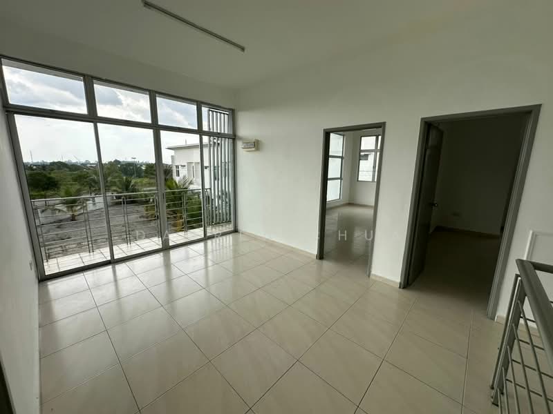 2-storey Terraced House for Rent in Iskandar Puteri (Nusajaya) (Johor) - Darren Chua - Living Room - PropertyGuru.com.my