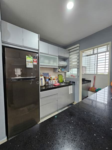 Apartment for Sale at Seri Pinang - John Tee - Kitchen - PropertyGuru.com.my