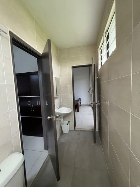 Taman Bintang Mas untuk Untuk Dijual - RM 963,000, Mac 2026 - Bathroom - PropertyGuru.com.my