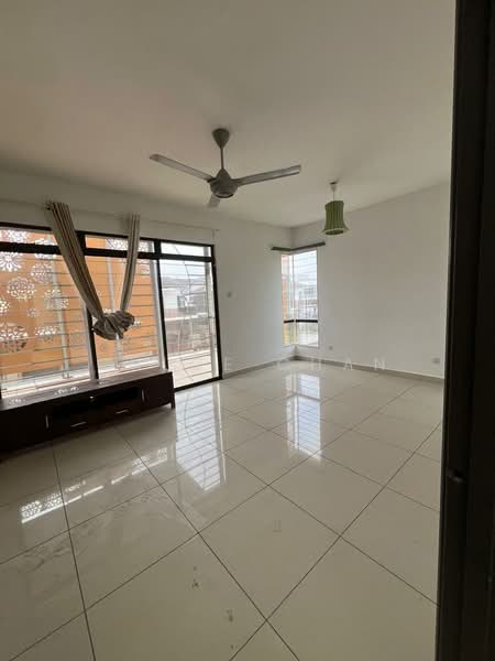 Taman Bintang Mas untuk Untuk Dijual - RM 963,000, Mac 2026 - Living Room - PropertyGuru.com.my