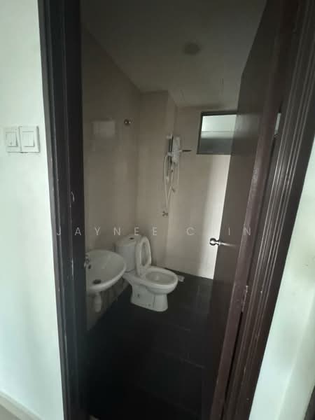 Condominium for Rent at Residensi Zamrud - Jaynee Chin - Bathroom - PropertyGuru.com.my