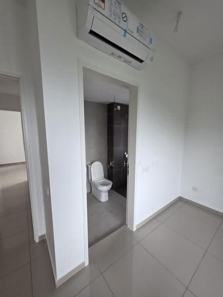 Service Residence for Sale at D'Erica - Roy Khaw - Bathroom - PropertyGuru.com.my