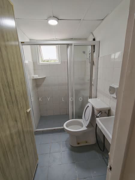 Condominium for Rent at Pantai Hillpark 2 - Sky Loong - Bathroom - PropertyGuru.com.my