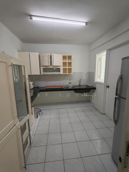 Condominium for Rent at Pantai Hillpark 2 - Sky Loong - Kitchen - PropertyGuru.com.my