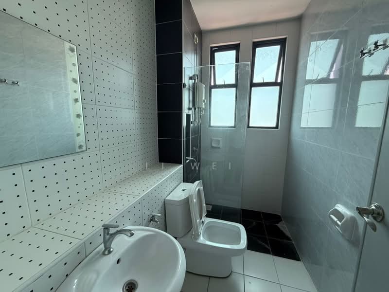 Service Residence for Rent at The Sky Executive Suites - Li Wei - Bathroom - PropertyGuru.com.my