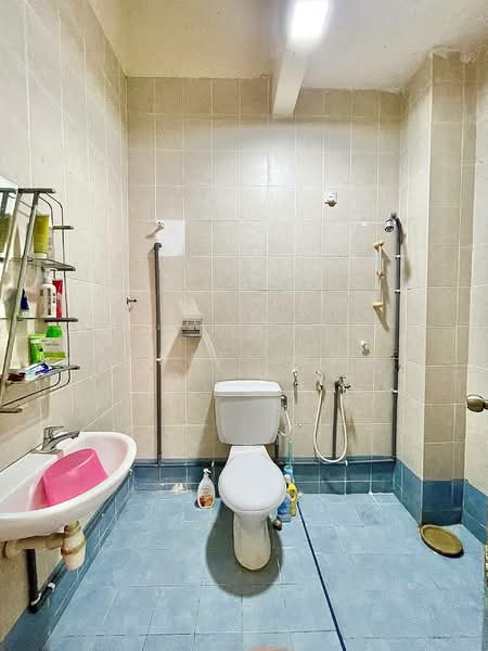 Double Storey Bandar Nusa Rhu Seksyen U10 untuk Untuk Dijual - RM 610,000, Apr 2026 - Bathroom - PropertyGuru.com.my